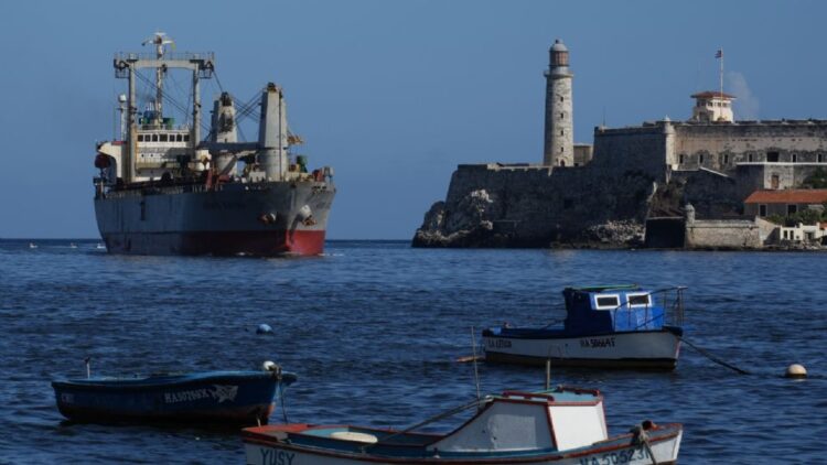 Washington aprieta la presión sobre Cuba y sanciona importadora ligada a combustible enviado desde México