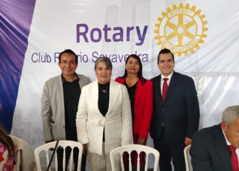 Reconocen acercamiento de Enrique Contreras con atizapenses