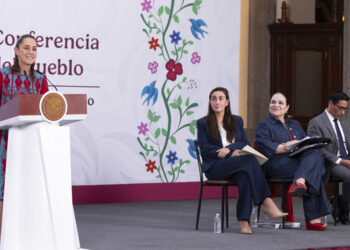Presidenta Claudia Sheinbaum presenta Volver a Crecer para liquidar y reestructurar más de 69 mil créditos