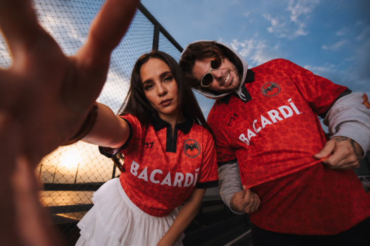 Bacardí y LUST unen fuerzas en México con una colección exclusiva inspirada en la cultura urbana