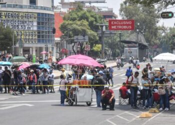 CNTE advierte que la huelga ‘apenas comienza’, exige mesa con Sheinbaum