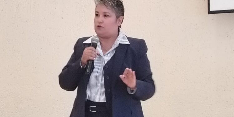 Luz María Hernández Reconoce públicamente labor de periodistas