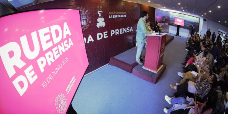 Naucalpan tiene comando central para emergencias por lluvias