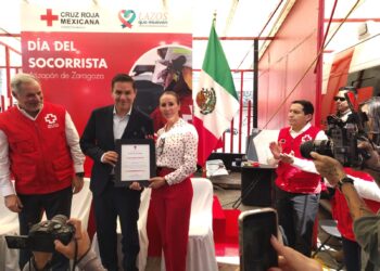 Luis Montaño dona cuatro ambulancias para la Cruz Roja en Atizapán de Zaragoza
