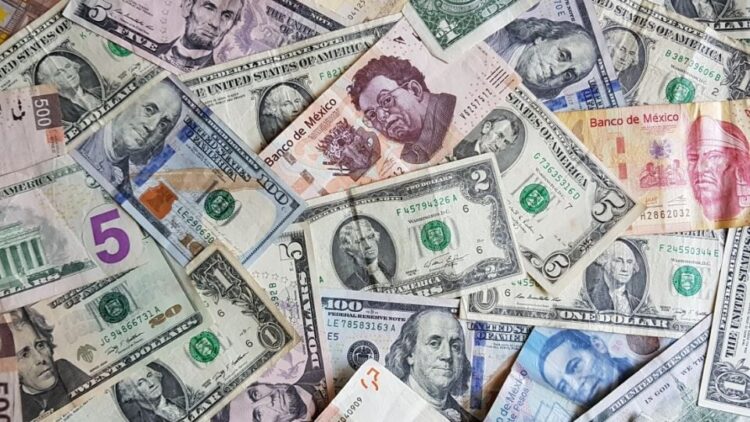 Caen 3.5% las remesas en México entre marzo y abril a 4 mil 978 millones de dólares