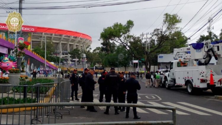 Inicia el cierre de vialidades en las inmediaciones del Estadio Azteca previo al partido de México contra Chequia