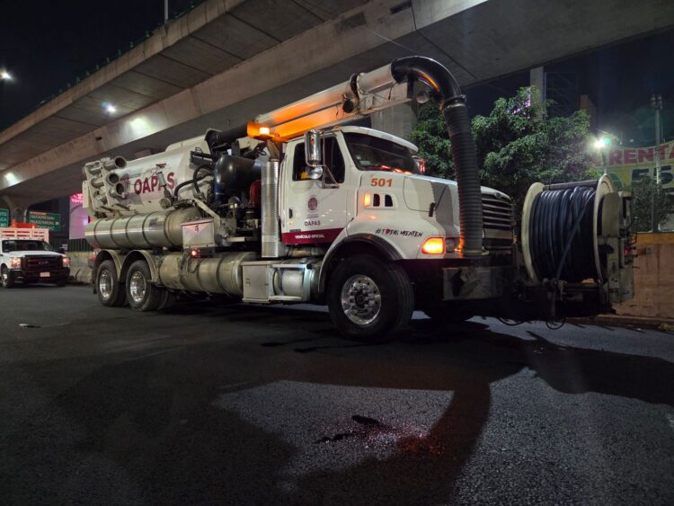 DESAZOLVE PREVENTIVO POR AFECTACIONES DE INTENSAS LLUVIAS EN NAUCALPAN