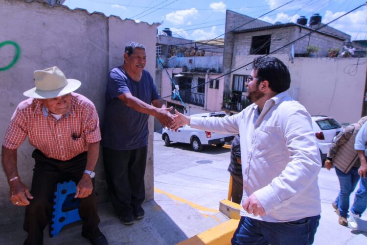 GOBIERNO DE NAUCALPAN CONTINÚA CON EL RESCATE DE CALLES HISTÓRICAMENTE DETERIORADAS