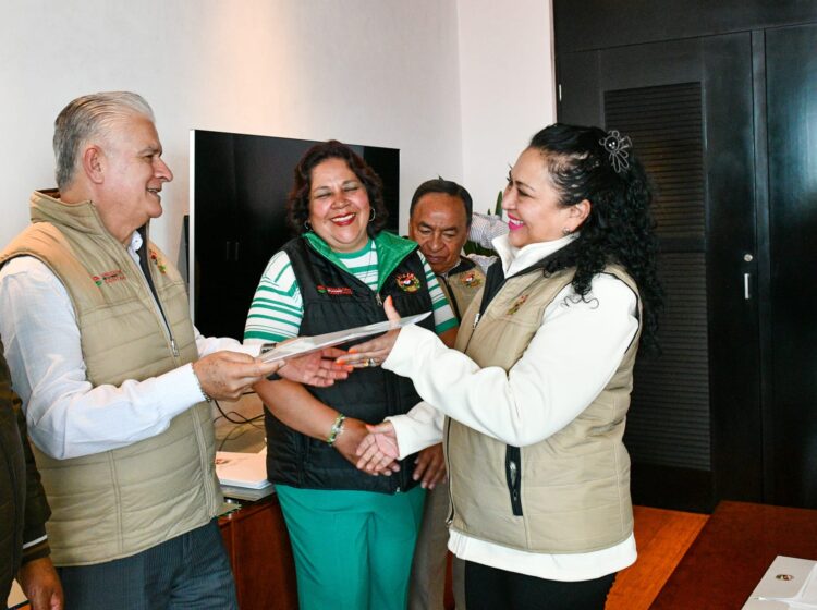 Homenajes al comandante Elorriaga Mejía