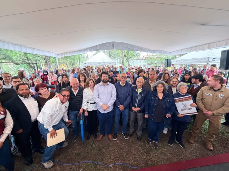 ENTREGA DE TANQUE DE AGUA EN JARDINES DE LA FLORIDA