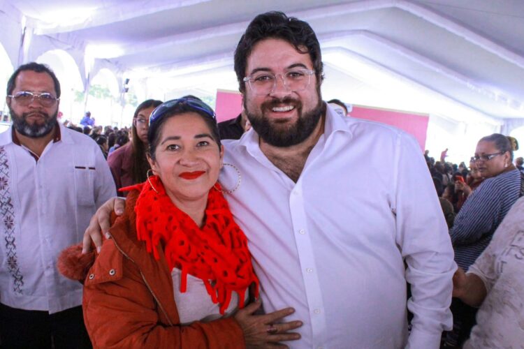 ISAAC MONTOYA ENTREGA DE 5 MIL TARJETAS DEL PROGRAMA ESTATAL «MUJERES CON BIENESTAR”