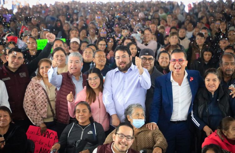 DURANTE TRES DÍAS EL ALCALDE ISAAC MONTOYA ENTREGÓ 15 MIL TARJETAS DE MUJERES CON BIENESTAR