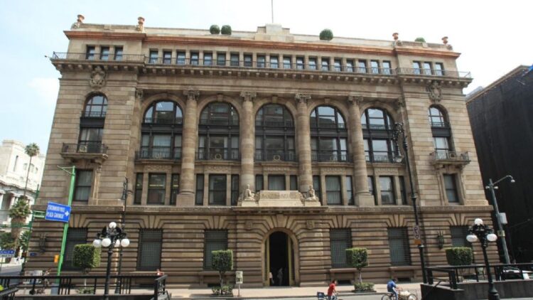 Banco de México prevé dejar sin cambios la tasa de interés en 6.5%