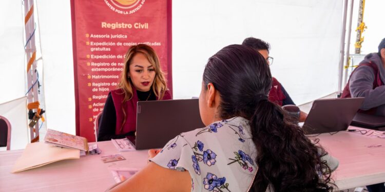 Acercan trámites y servicios gratuito en Nicolás Romero