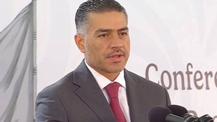 Hijo y sobrino de «El Abuelo», líder de los Cárteles Unidos, ya eran buscados en México previo a acusaciones de EU, asegura Harfuch