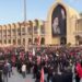 Funeral del líder supremo de Irán reúne a miles entre llanto y llamados de venganza