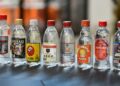 Por falta de autopsia, autoridades de Laos no pueden determinar si muerte de turistas en 2024 fue por intoxicación con alcohol adulterado