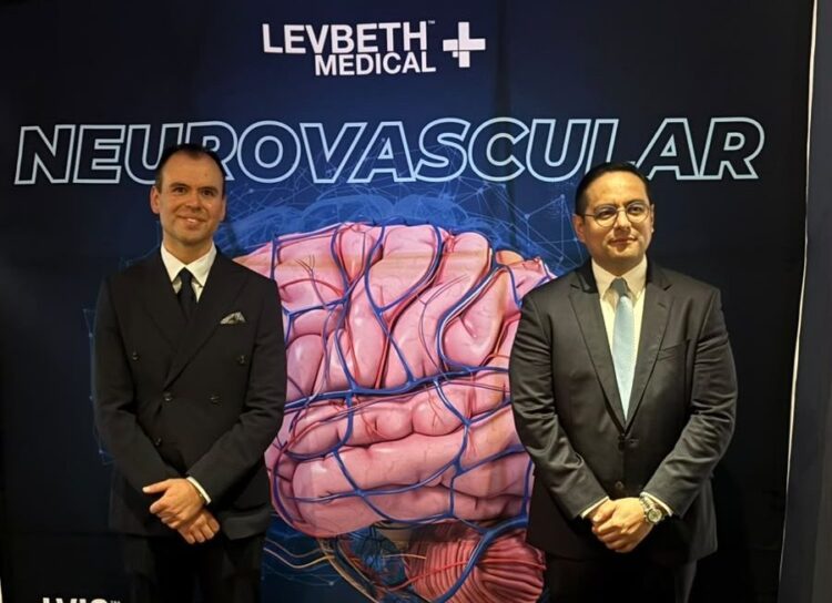 México incorpora innovación médica para aneurismas cerebrales