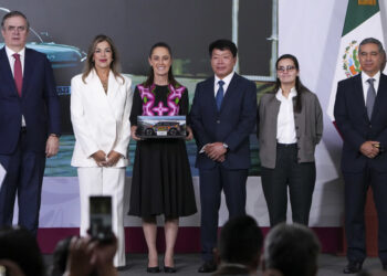Plan México: Sheinbaum destaca inversión de Kia por 649 mdd para fabricar un vehículo eléctrico