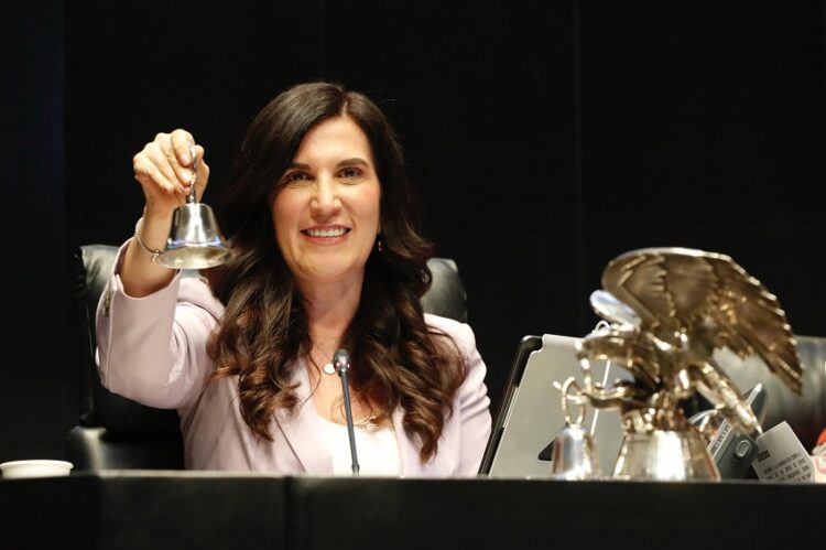 Legisladores debemos regresarle la honorabilidad a la política; necesario, construir espacios de civilidad y diálogo constructivo: Kenia López Rabadán