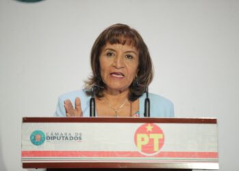 Informa Margarita García compromiso de Capufe con pobladores de San Pablo Huitzo, Oaxaca, para realizar acciones de saneamiento de aguas residuales