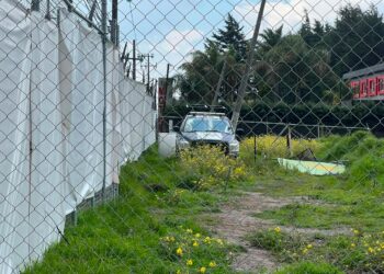 Ejidatarios exhiben escrituras ante despliegue policial continuo