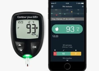 Cómo controlar tu glucosa cuando viajas o cambias tu rutina