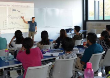 Alumnos de primer ingreso a licenciatura en la UNAM deberán esperar para iniciar clases