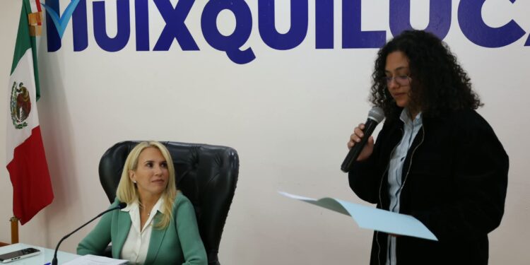 Jóvenes de Huixquilucan presentan ideas e iniciativas ante Cabildo