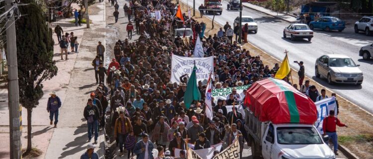 Chiapas en Alerta: 5 mil indígenas exigen paz y frenar la destrucción de su territorio