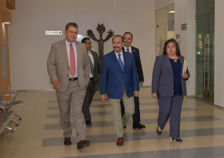 EN ATIZAPÁN REABREN LA OFICIALÍA 06 DEL REGISTRO CIVIL