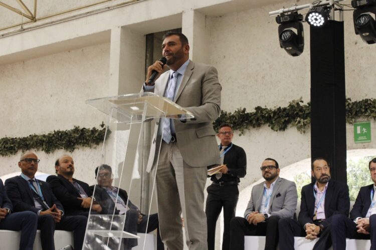 UNEFARM alerta sobre el riesgo de la IA: falsas recomendaciones médicas y venta de medicamentos de dudosa procedencia. El arte de disfrutar con estilo y sentido.