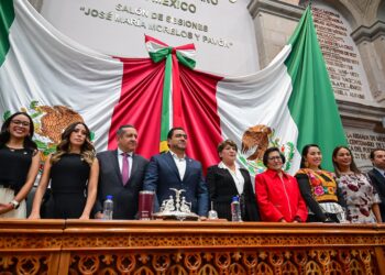 Llaman Delfina Gómez a mexiquenses a dignificar la confianza