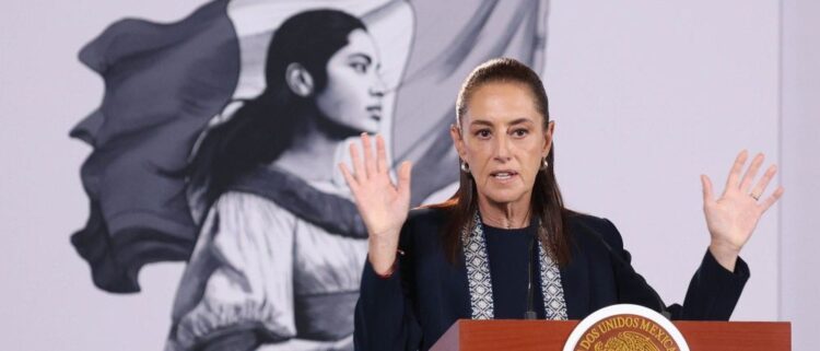 Pide Sheinbaum estar en alerta por lluvias intensas durante 72 horas en costas de Guerrero, Michoacán y Jalisco