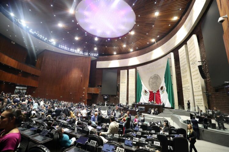Cámara de Diputados aprobó, en lo general y en lo particular, incorporar esquema de responsabilidad secundaria para proveedores de servicios de internet