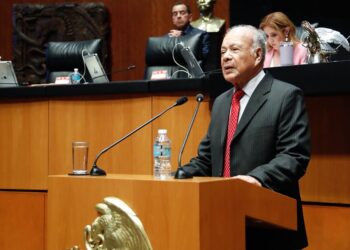 Propone Alberto Anaya impedir que menores de 13 años utilicen redes sociales