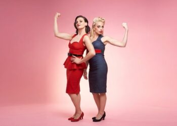 Laura Azcurra y Valeria Stilman llevan la improvisación de “Tita & Rodhesia” al Foro A Poco No