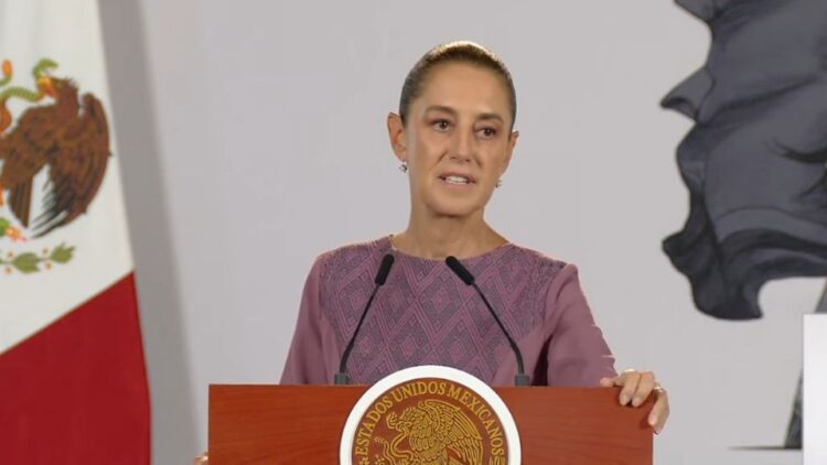 «Fue muy emotivo lo que dijo»: Sheinbaum afirma que López Obrador no se ha retirado de la política