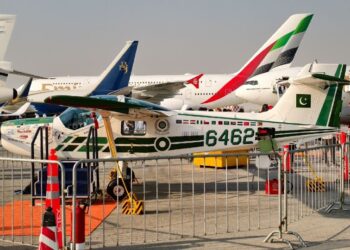 Desplome de un avión de entrenamiento militar ocasiona la muerte de sus dos pilotos en Pakistán