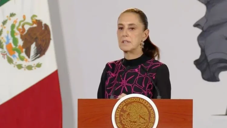 Sheinbaum afirma que el IMSS planteará a los trabajadores un «programa integral» que incluirá un aumento salarial