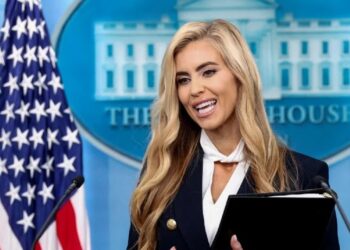 Katie Zacharia deja de ser la portavoz de Trump a una semana de asumir el cargo