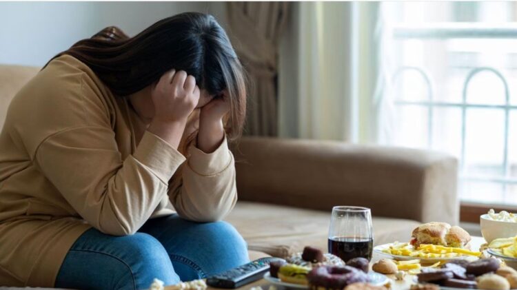Día Mundial de la Salud Mental: Obesidad eleva 55% el riesgo de depresión