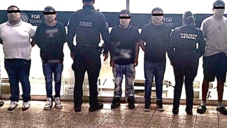 Detienen a cinco sujetos por extorsión con retenes falsos en Teotihuacán y Acolman